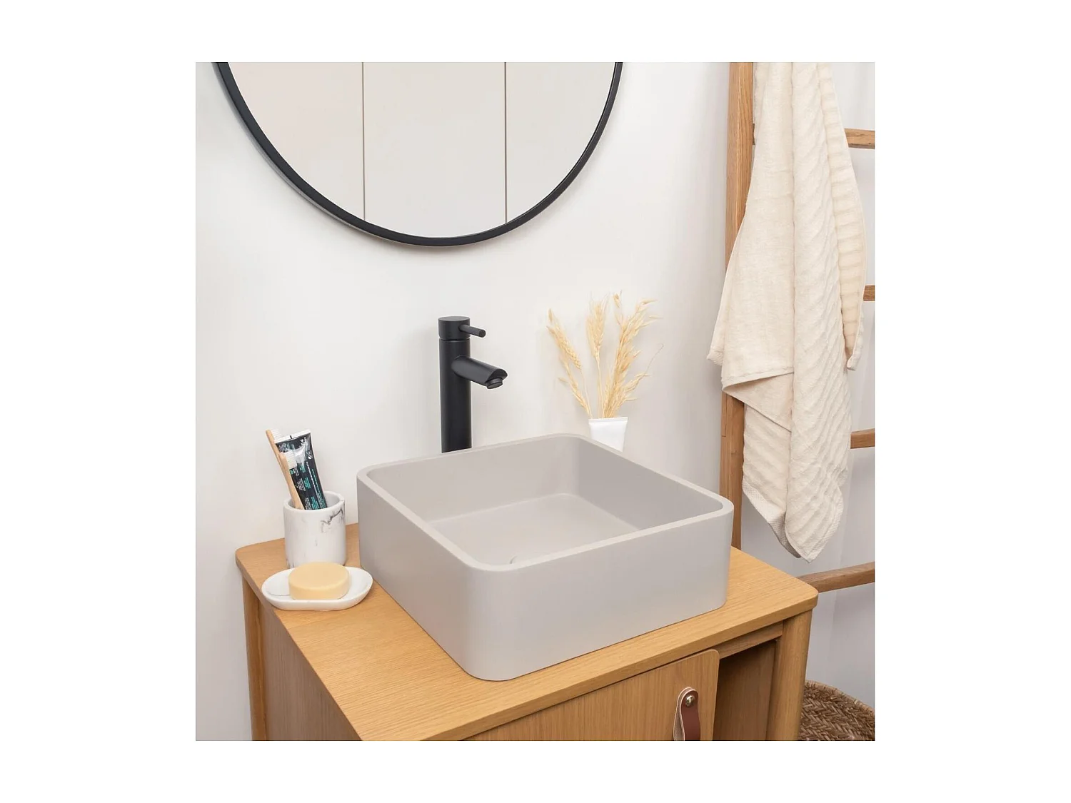 ALAN 36 cm quadratisches Aufsatzwaschbecken aus grauem Beton