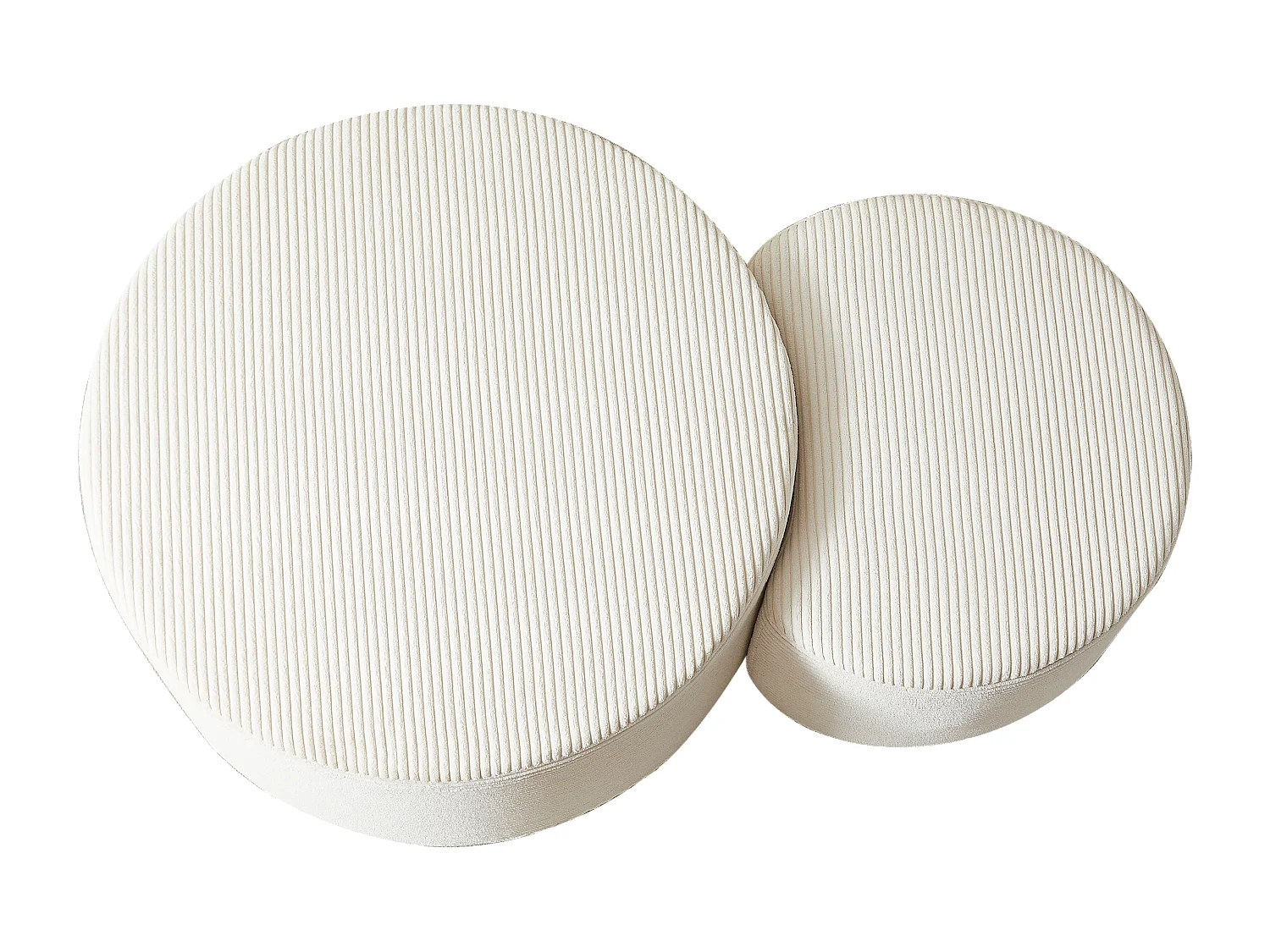 Set van 2 salontafels, ronde kussens, beige stof