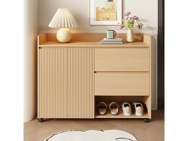 Scarpiera con ruote, 2 cassetti e 1 anta, colore naturale.