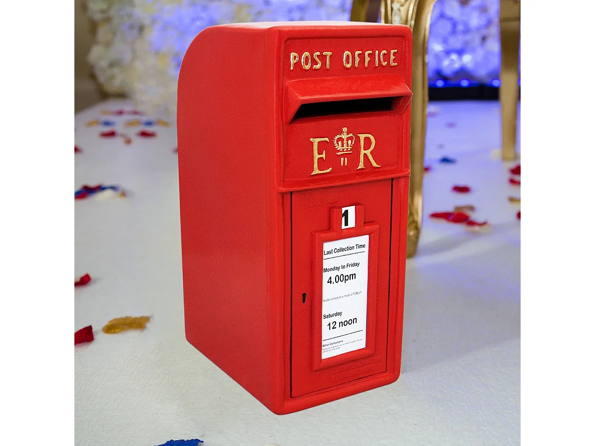 Czerwona skrzynka pocztowa Royal Mail