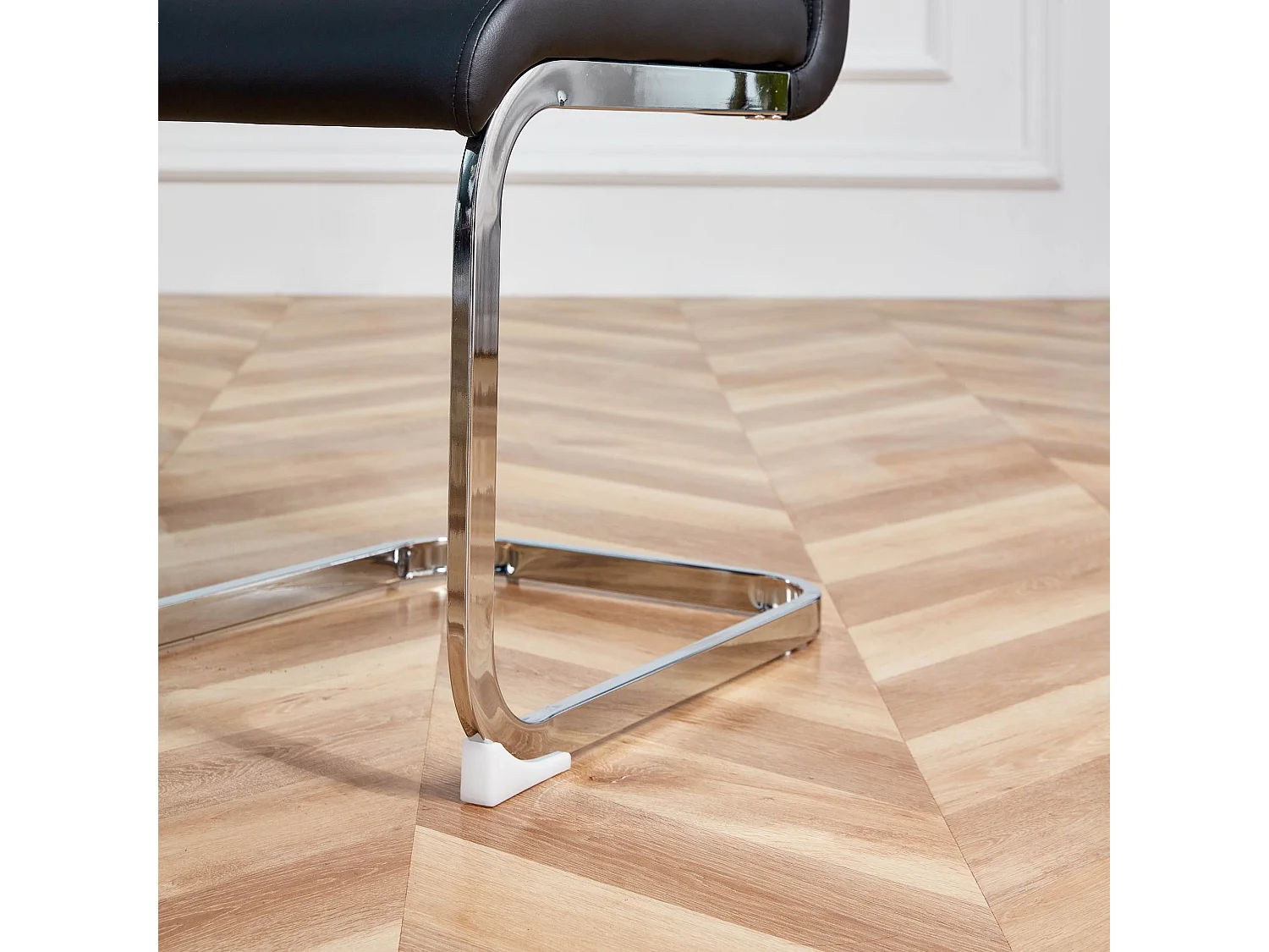 Lot de 4 chaises 42x54x100 cm avec Dossier rembourré Matériau PU en noir pour Salon et salle à manger