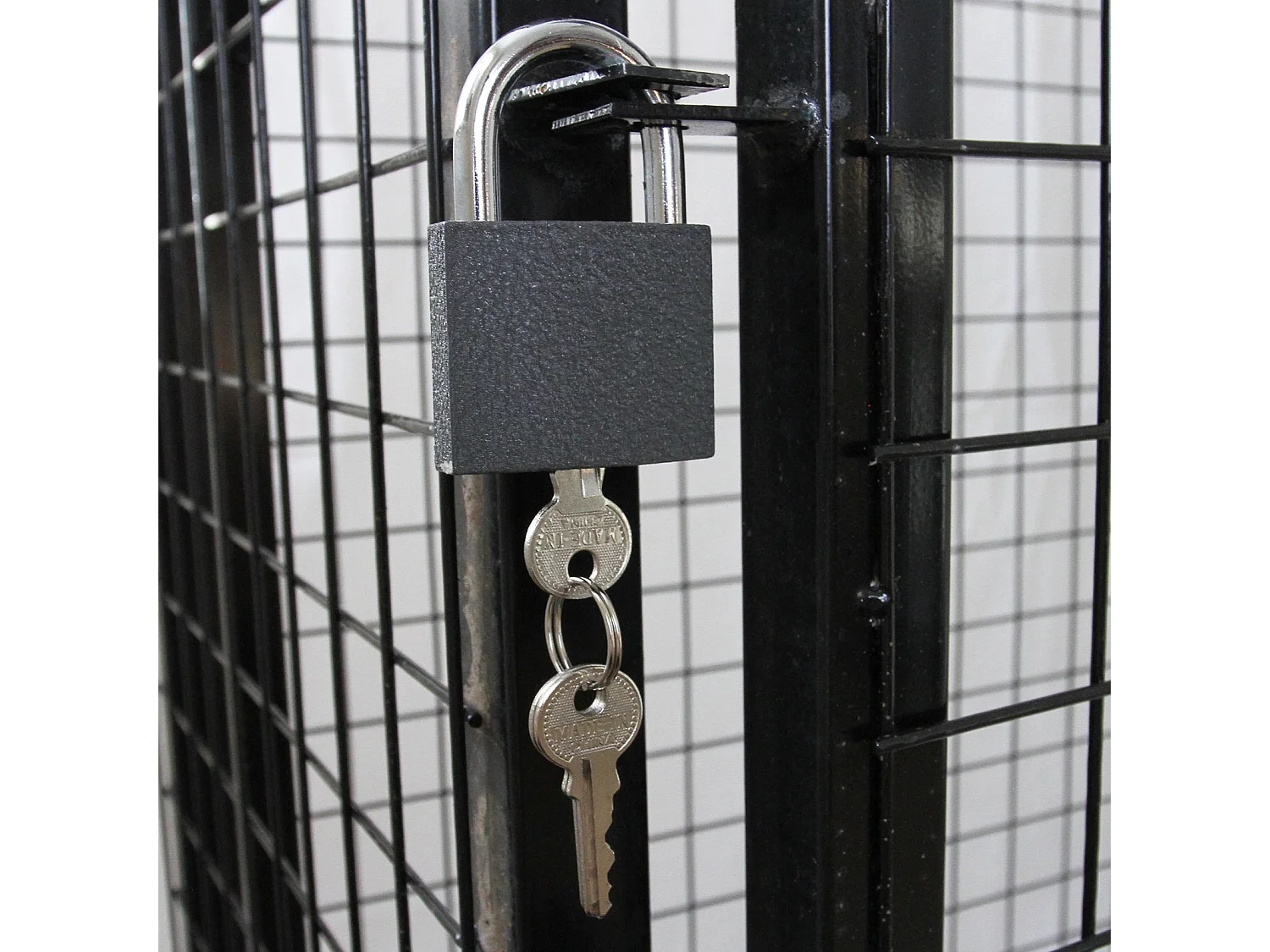 Cage Métallique de 118cm de large pour Bouteilles de Gaz