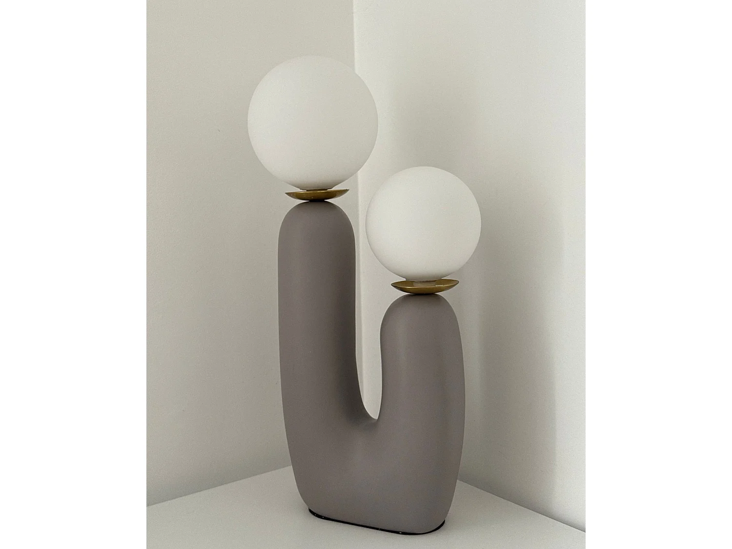 Lampe à poser TULUN Gris