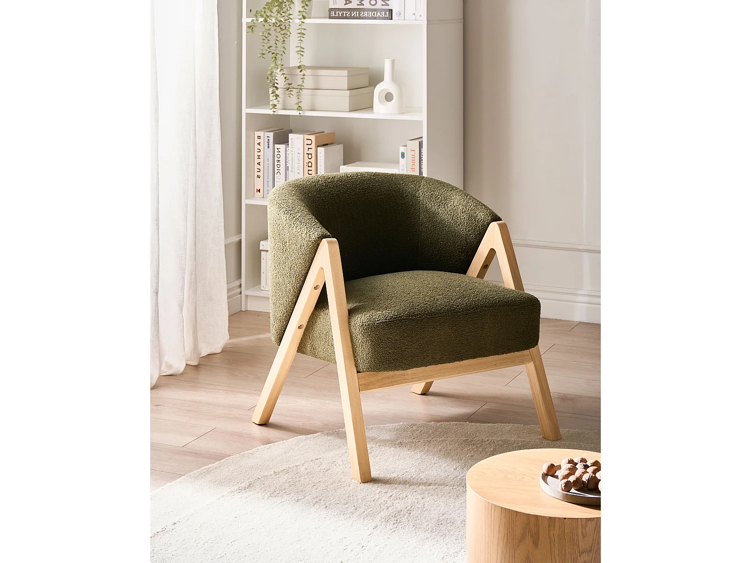 Armchair SKEI Boucle Dark Green