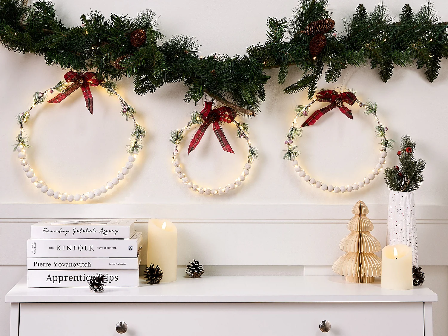 Lot de 3 décorations suspendues LED KEITELE Couronne 25/30/35 cm Blanc