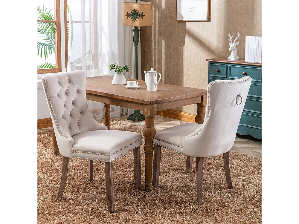 Esszimmerstuhl-Set mit Holzbeinen und Nagelverzierung, Samtbezug, Massivholzgestell, beige
