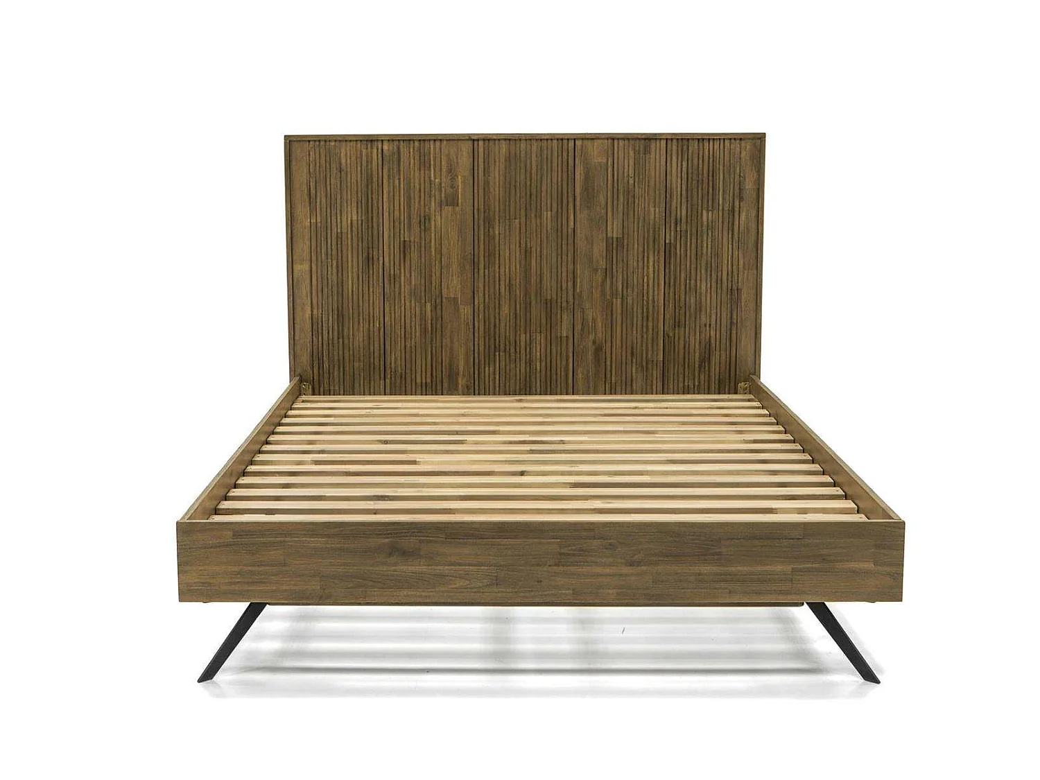 Bed 189x120x209 cm Bruin massa mask01