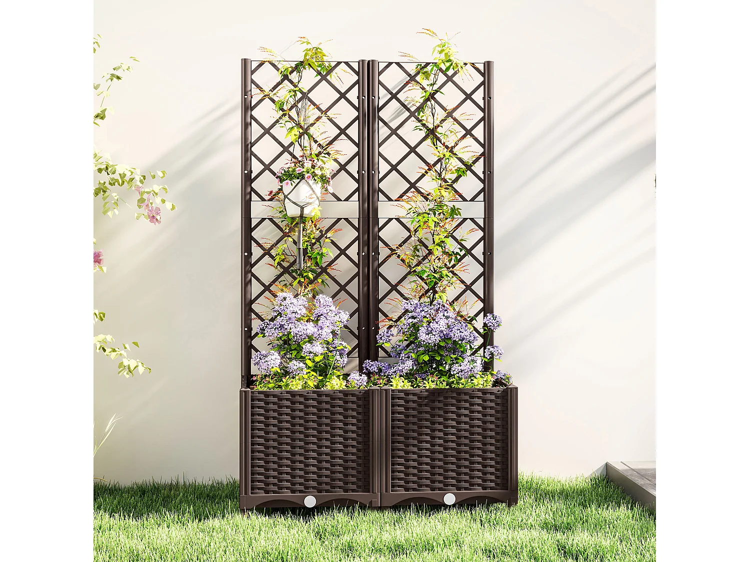 Jardinière treillis haut H.135 cm - système de drainage intégré - effet rotin tressé PP chocolat