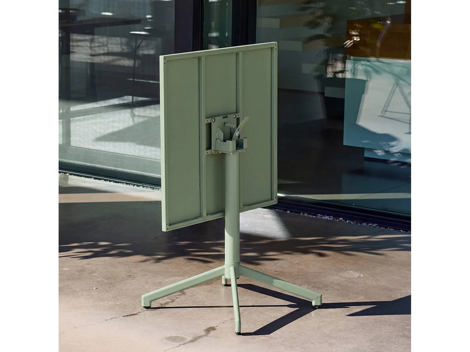 Table de jardin bistrot carrée pliante acier 2 places 70 cm vert de gris - Chiara