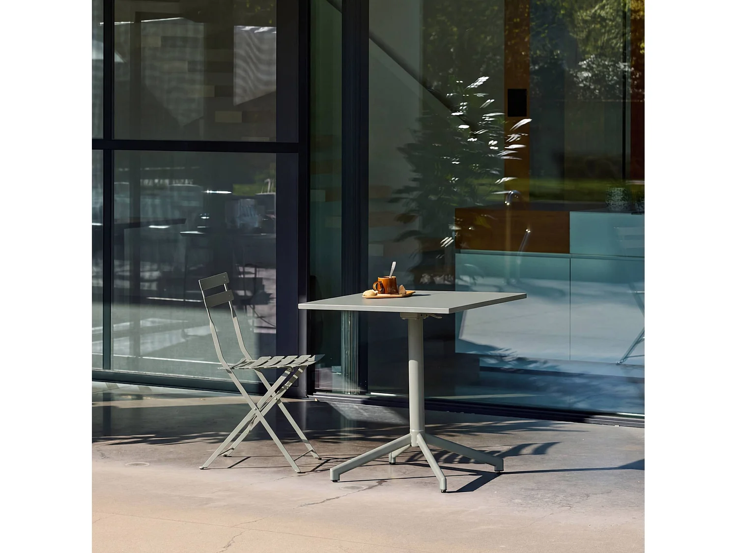 Mesa de jardín bistró cuadrada plegable de acero, 2 personas verde