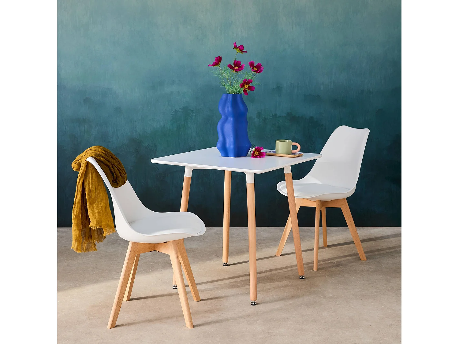 Set da pranzo composto da tavolo quadrato e 2 sedie, 70cm, bianco