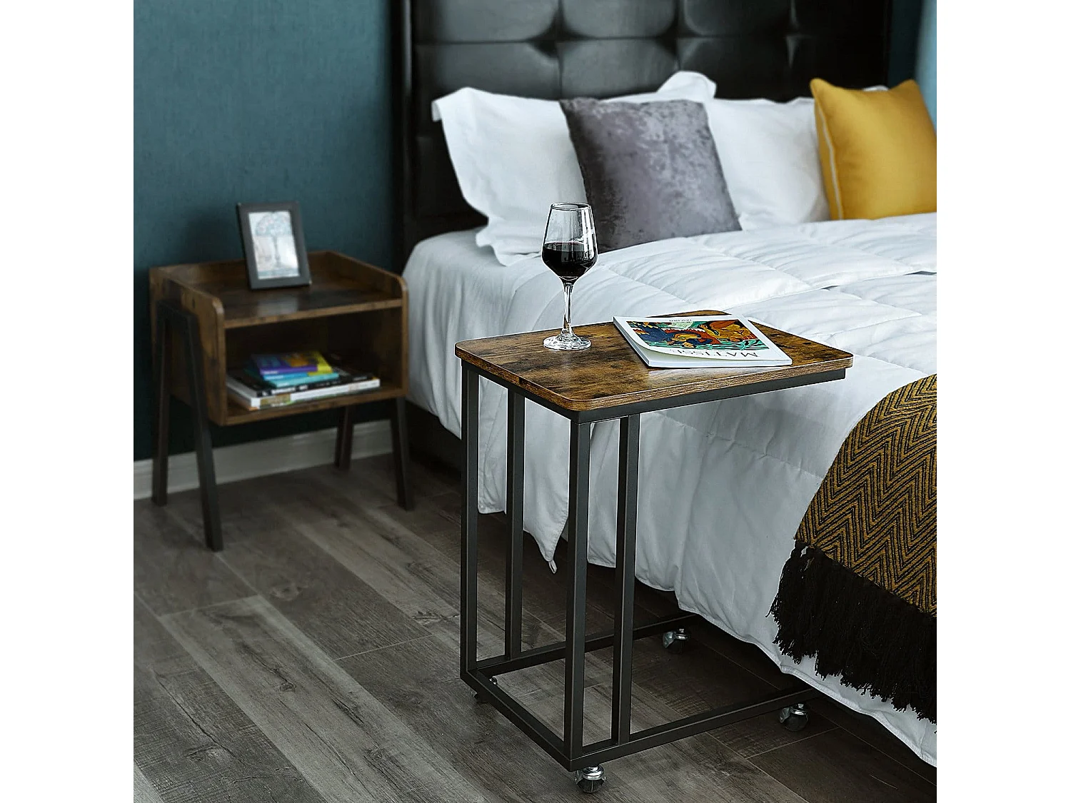 Table basse Valora sur roulettes, style rustique, marron et noir