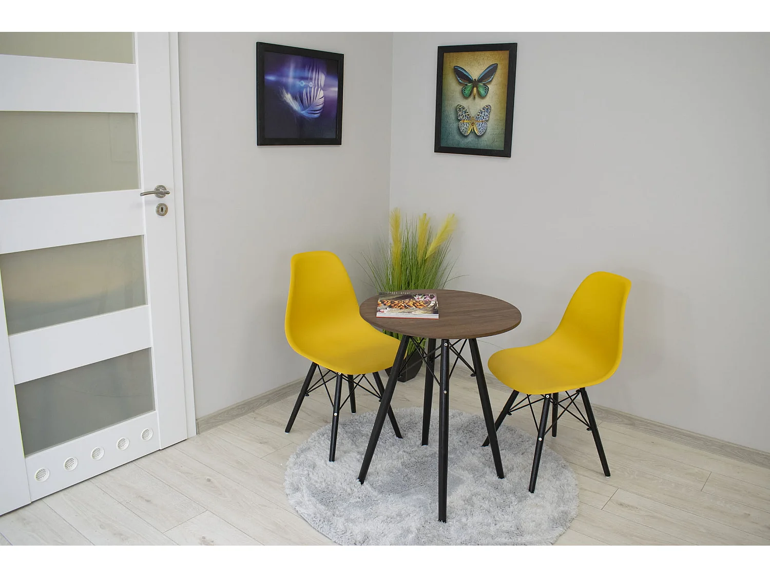 Table ronde Valora KOVA en frêne foncé 60 cm