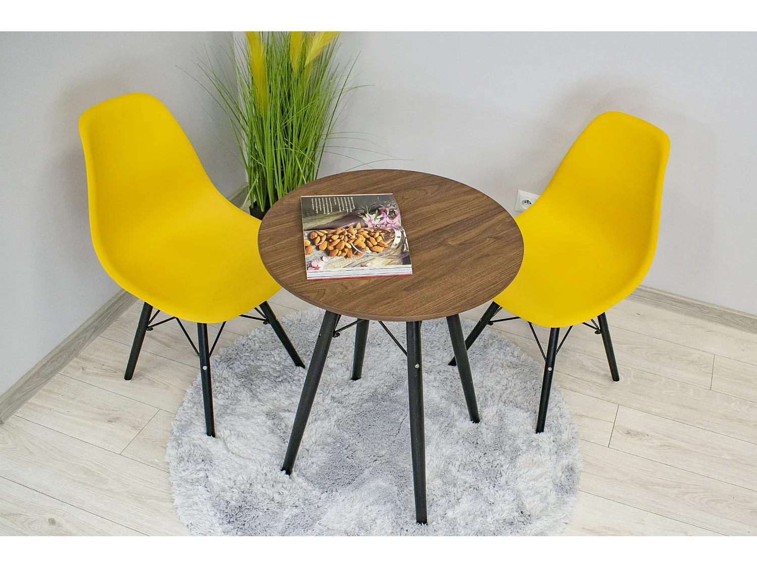 Table ronde Valora KOVA en frêne foncé 60 cm