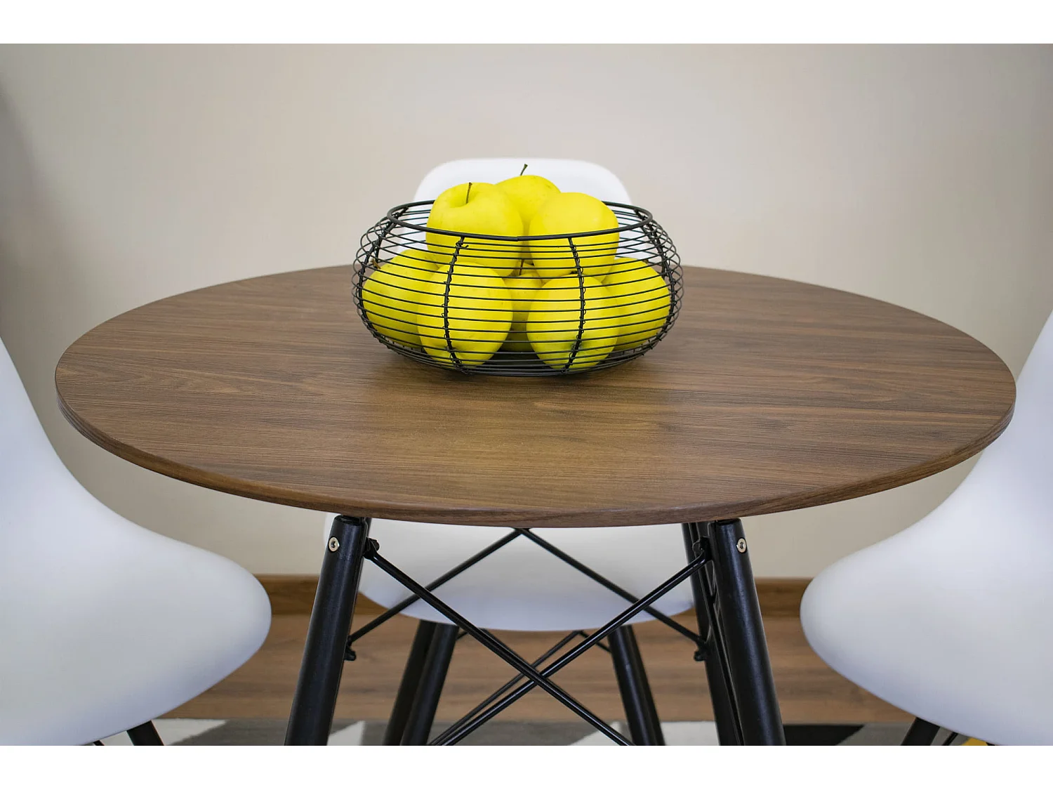 Table ronde Valora KOVA en MDF frêne foncé, 80 cm