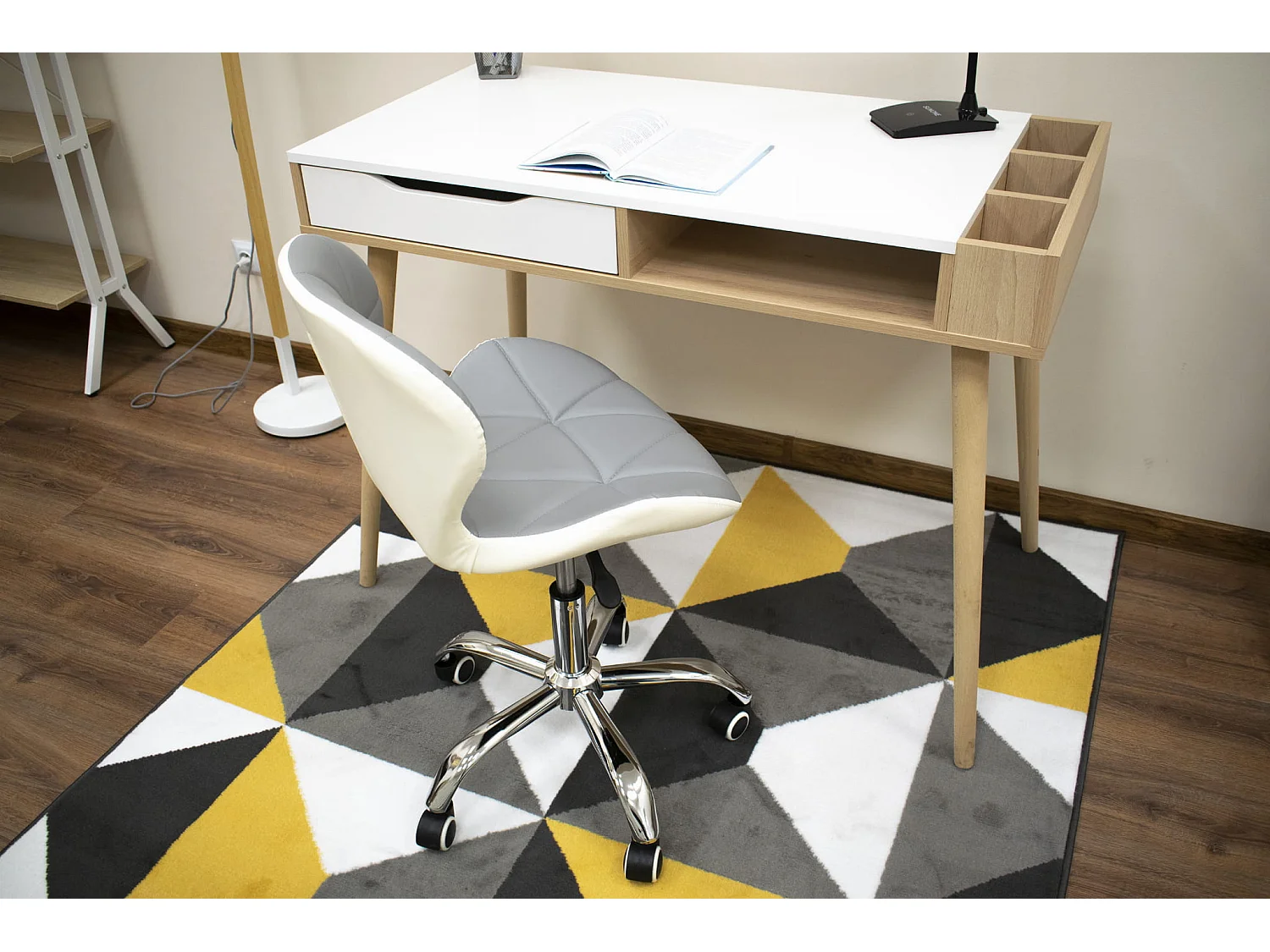 Valora AVOLA Drehstuhl, Grau und Weiß, ergonomisches Design