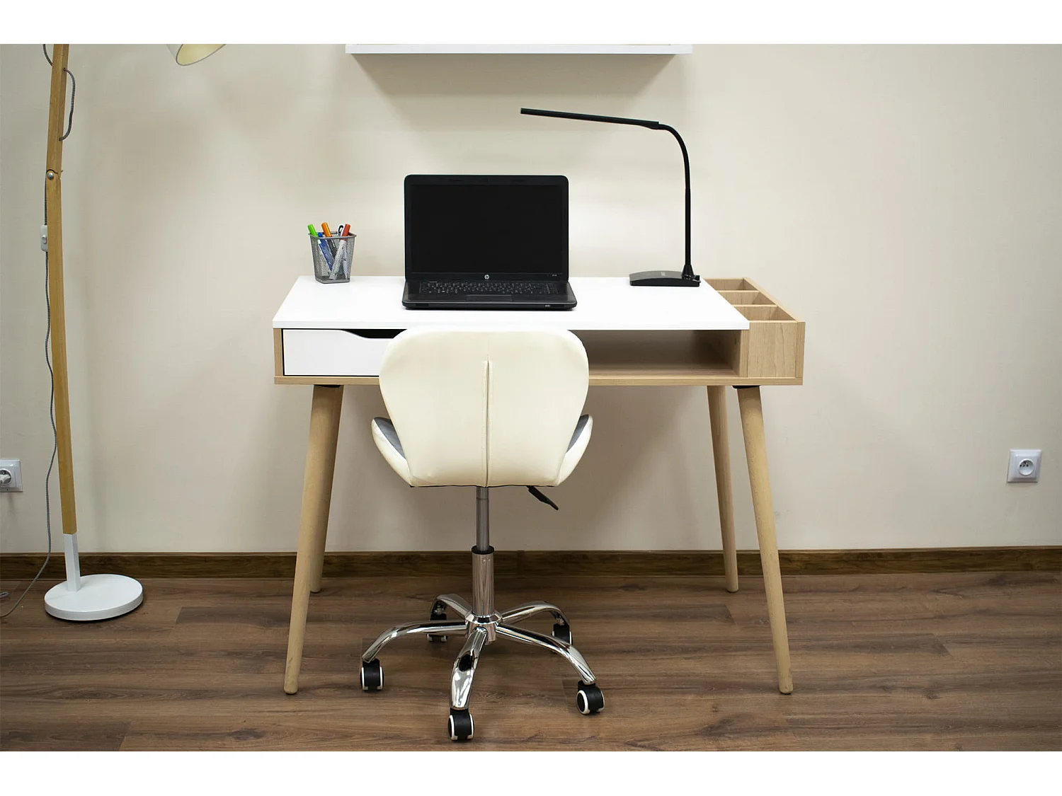 Valora AVOLA Drehstuhl, Grau und Weiß, ergonomisches Design