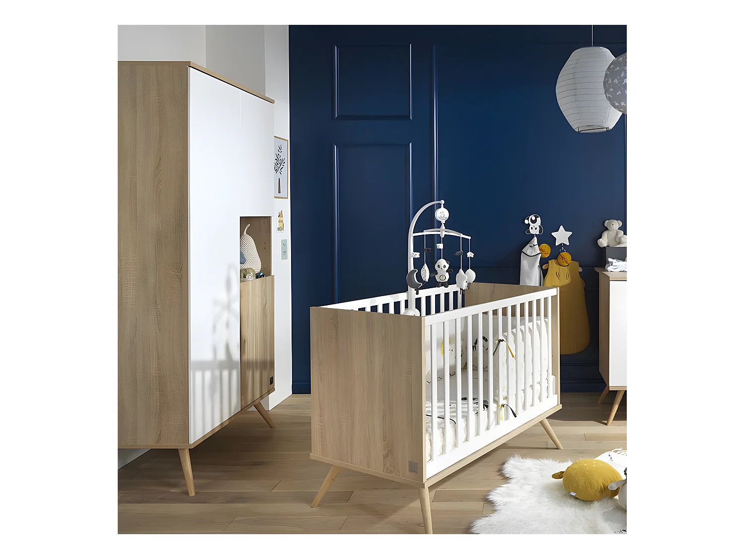 Armoire 3 portes 1 niche Seventies Bois et blanc