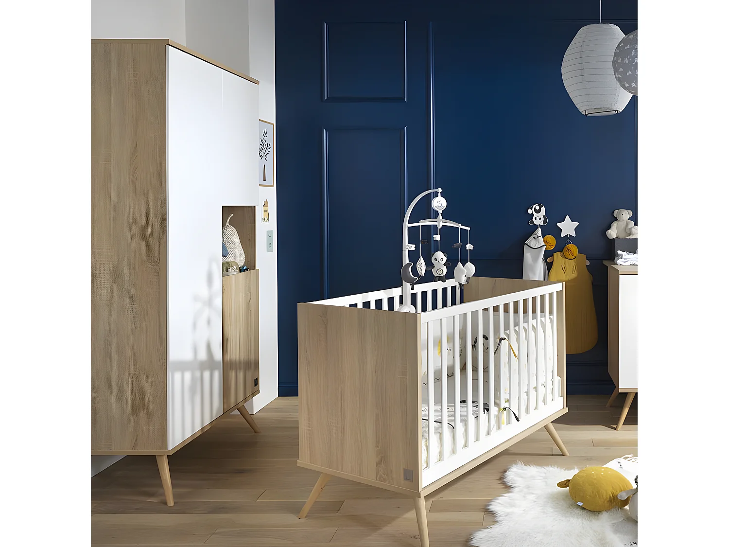 Armoire 3 portes 1 niche Seventies Bois et blanc