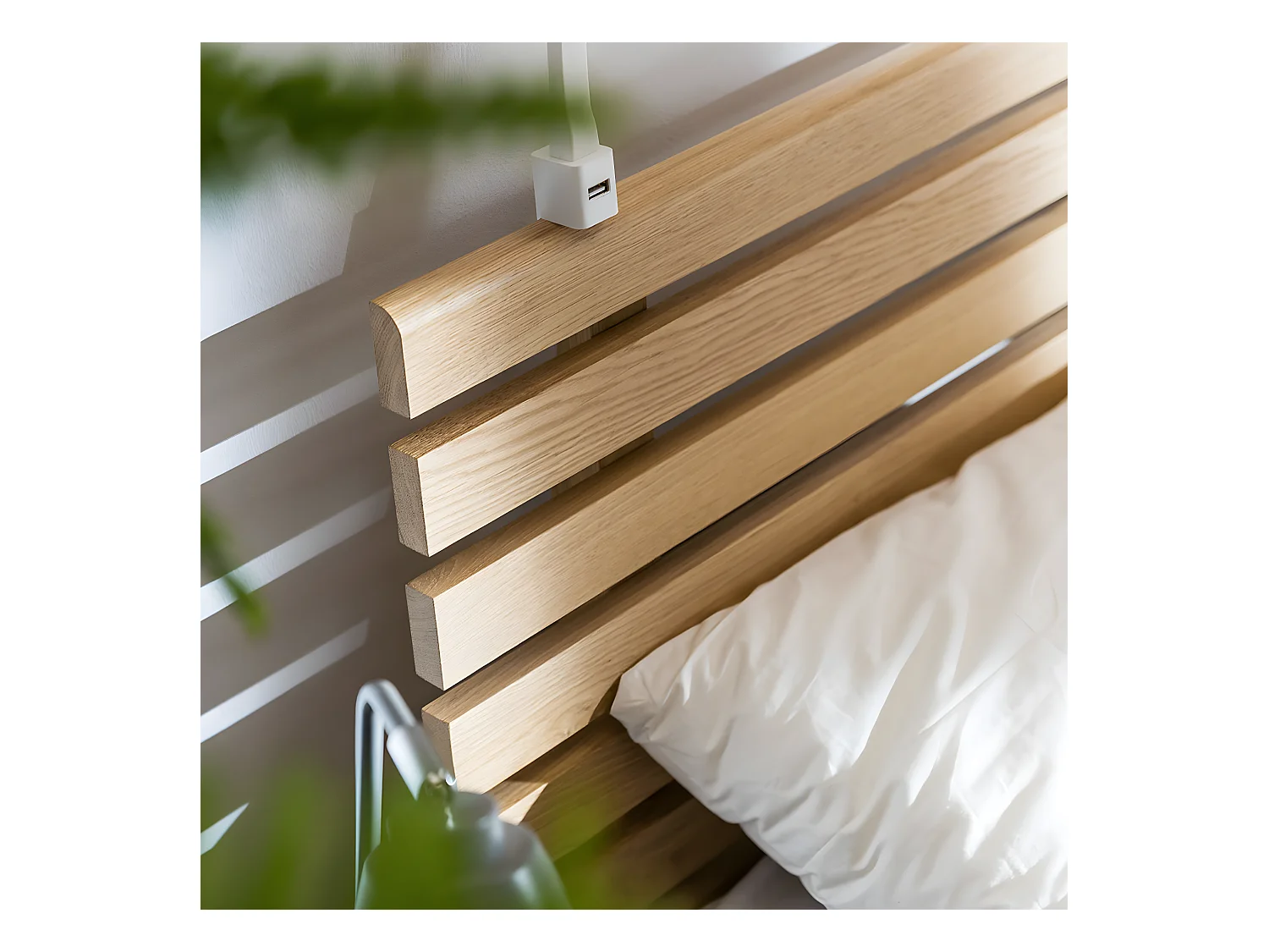 Lit 140x200cm tête ajourée Nature Bois