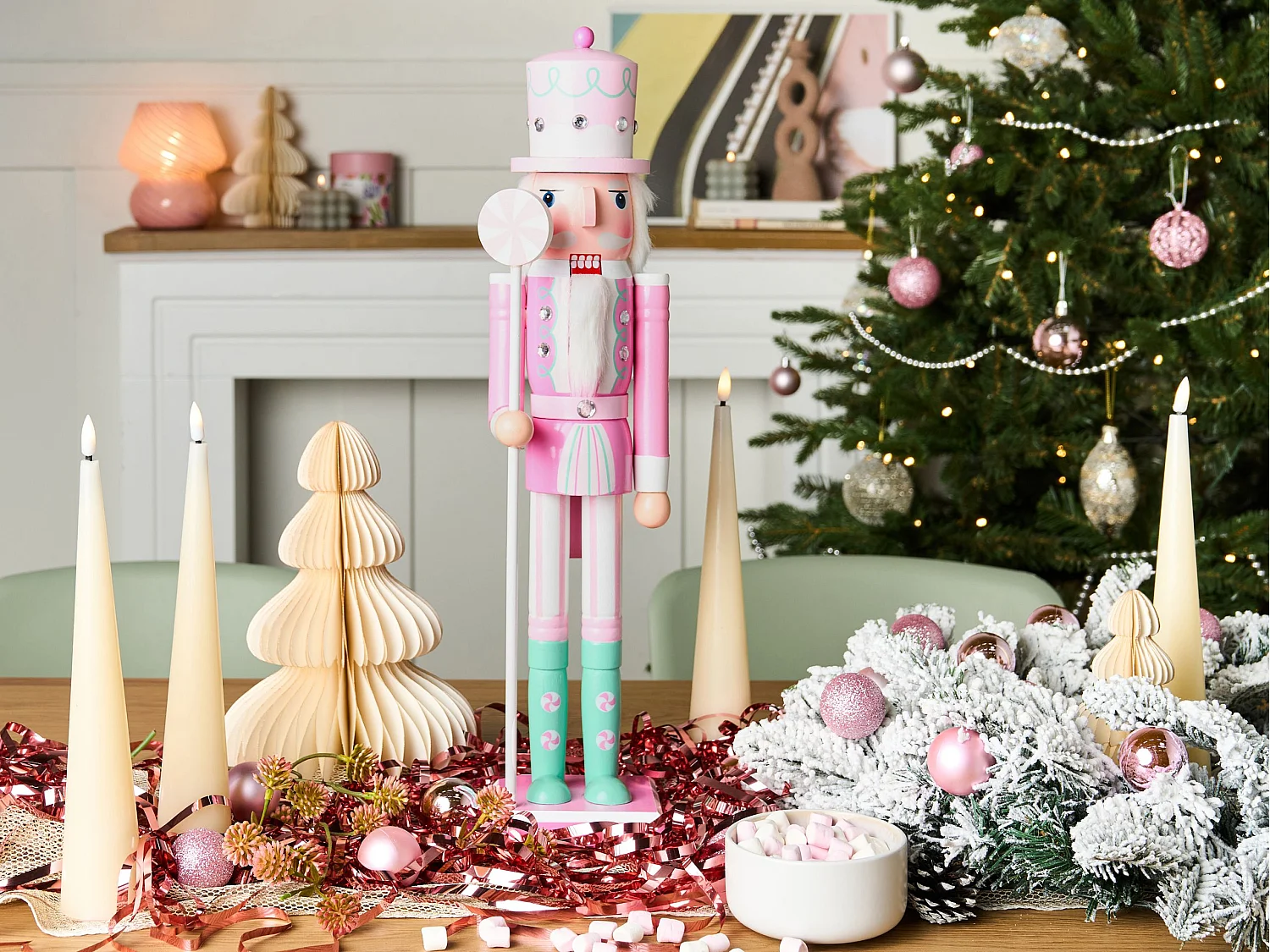 Accessoire Décoratif DALALVEN Casse-noisette 50 cm Rose