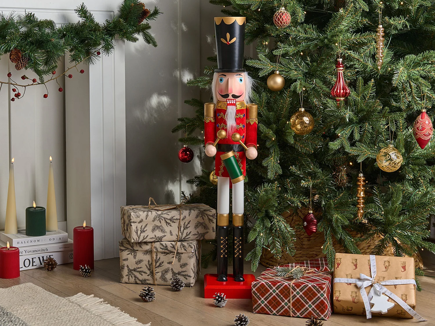 Accessoire Décoratif SVARTAN Casse-noisette 90 cm Rouge