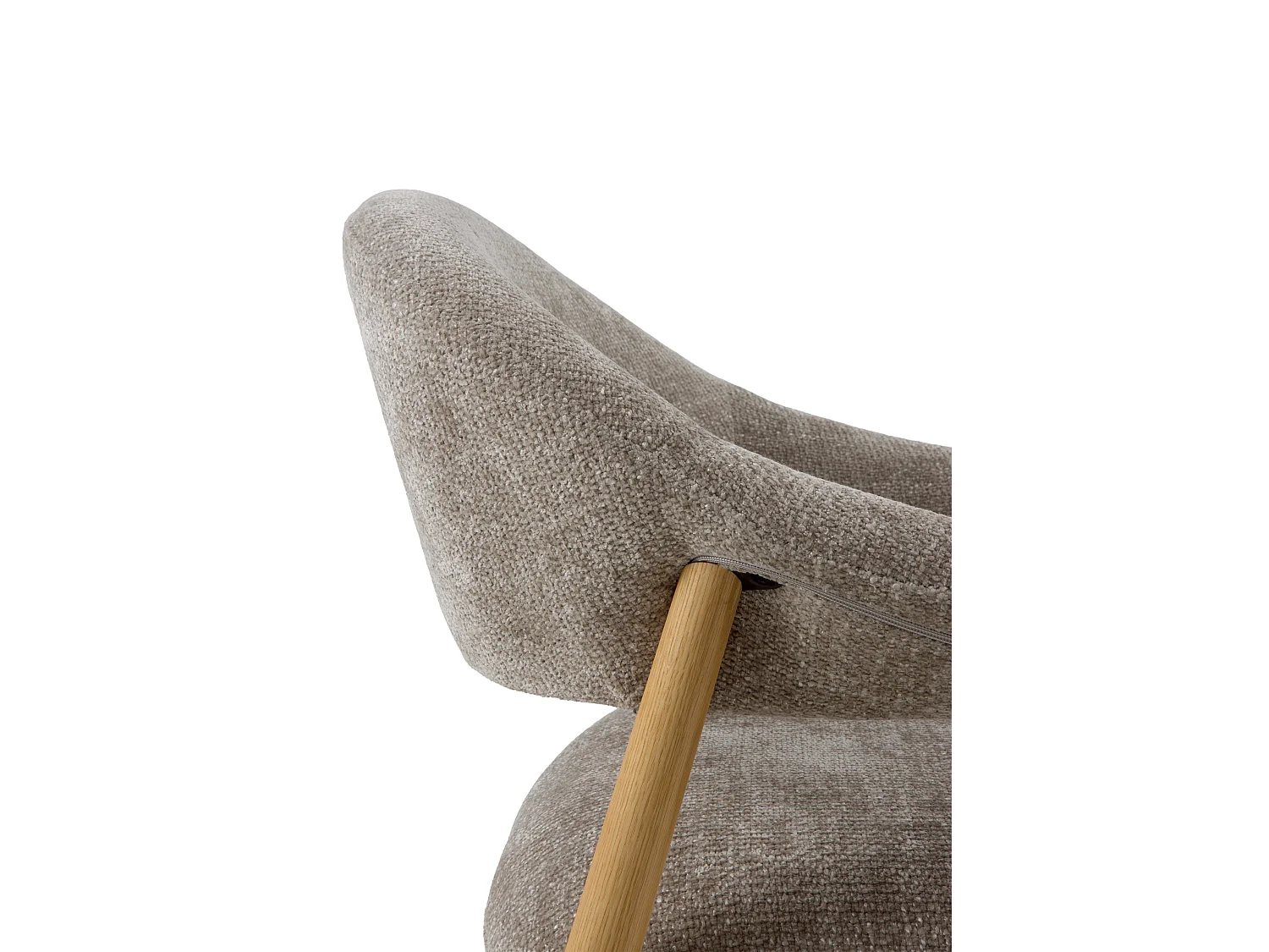 Sillón de madera de roble  tapizado en topo