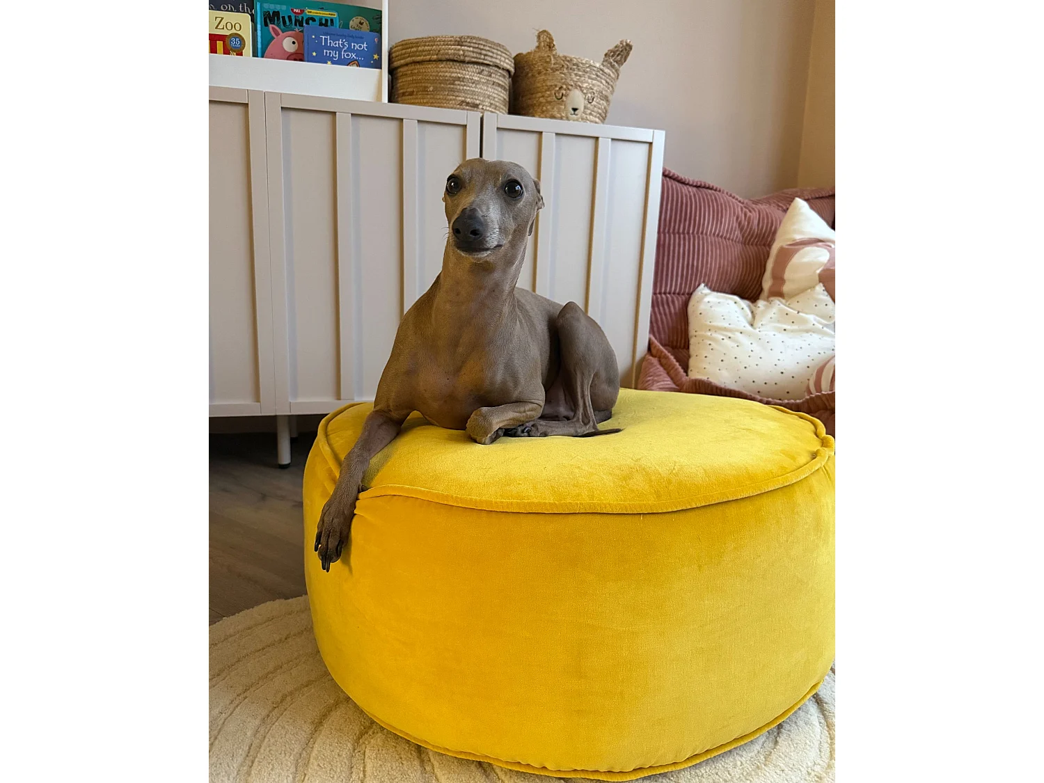 Pouf YULLE Velours Jaune