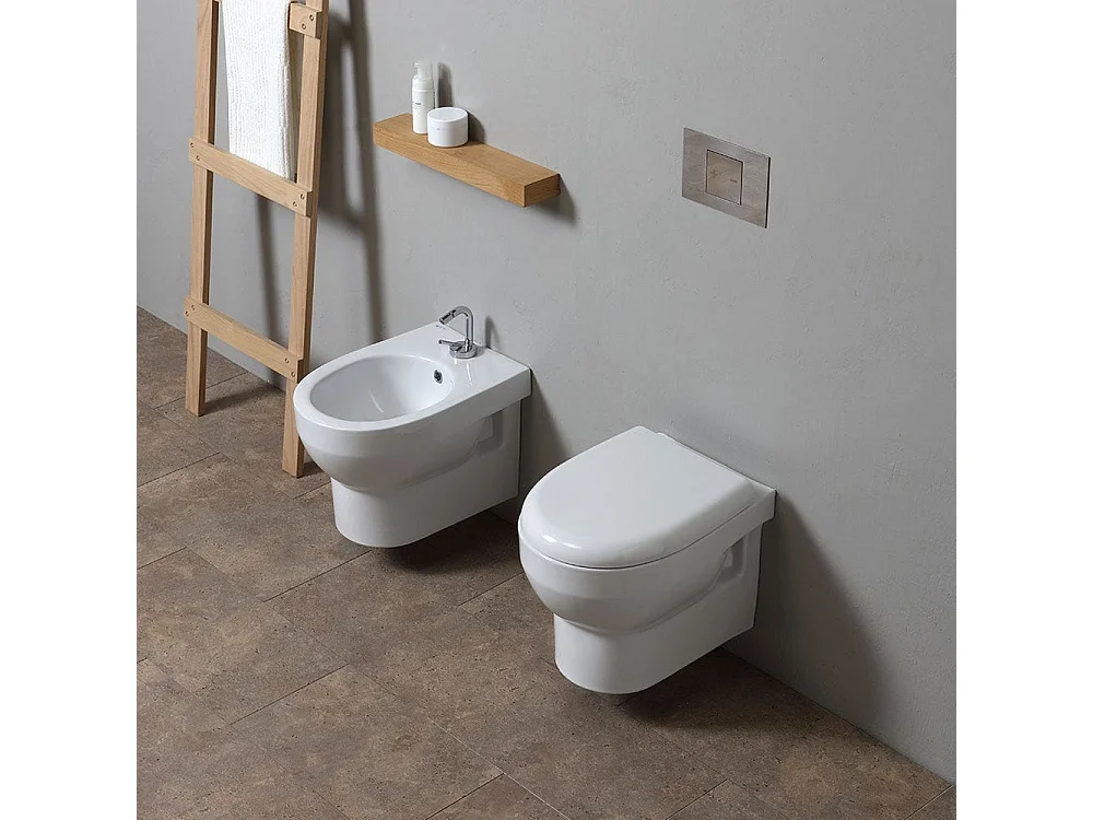 Couple De Sanitaires Suspendus | Tuckett