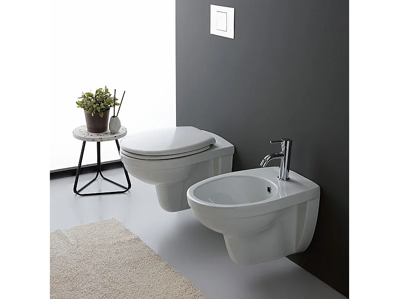 Set De Sanitaires En Céramique Pour Fixation Suspendue | Cipro