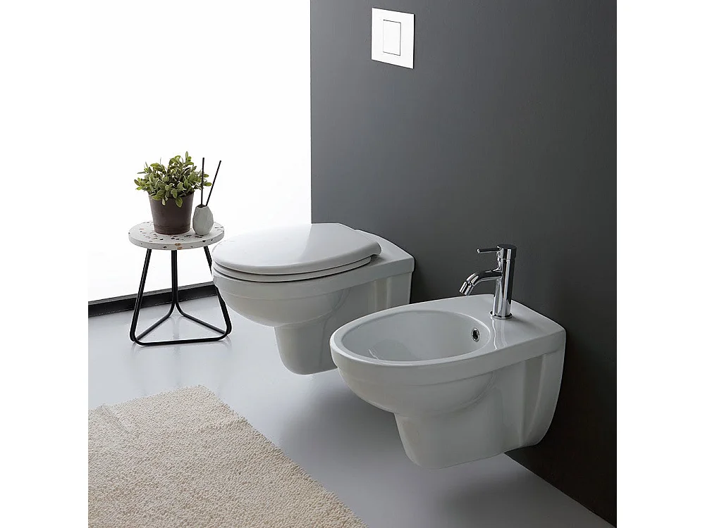 Set De Sanitaires En Céramique Pour Fixation Suspendue | Cipro