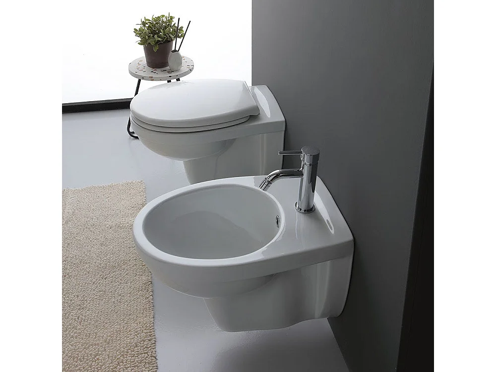 Set De Sanitaires En Céramique Pour Fixation Suspendue | Cipro