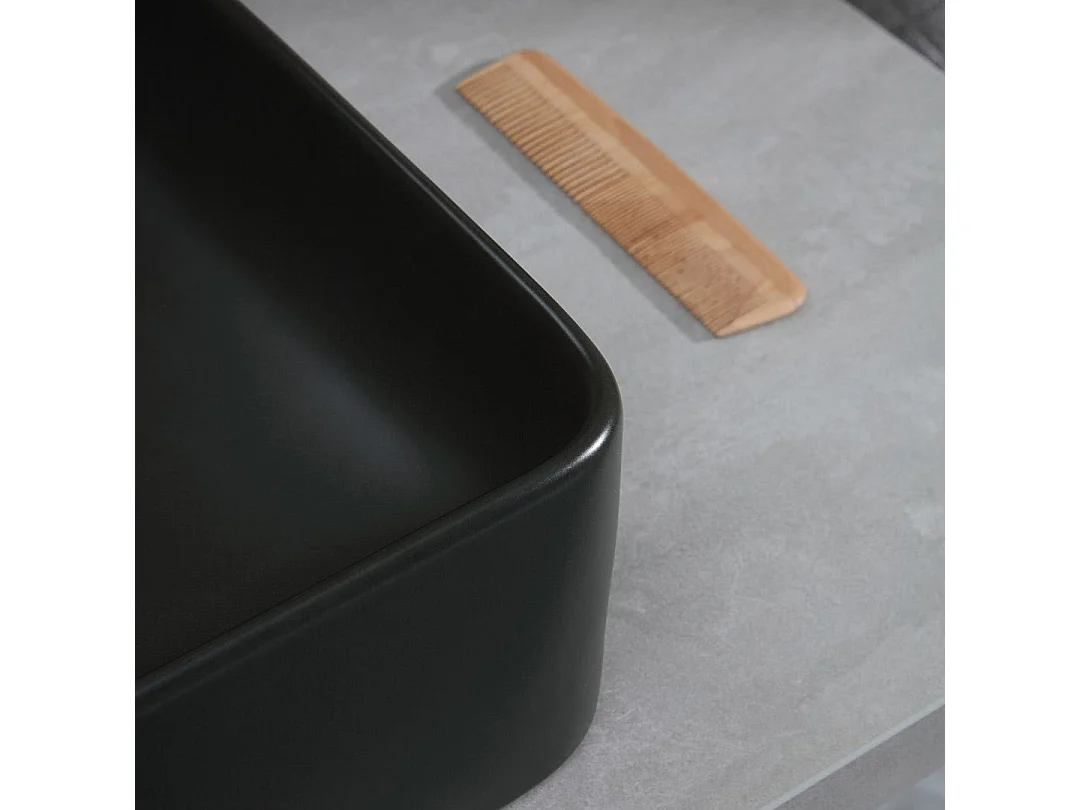 Lavabo Carré En Céramique Noire À Poser