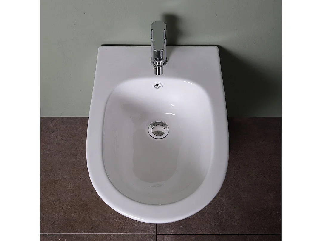 Couple De Sanitaires À Poser Au Ras Du Mur | Blues