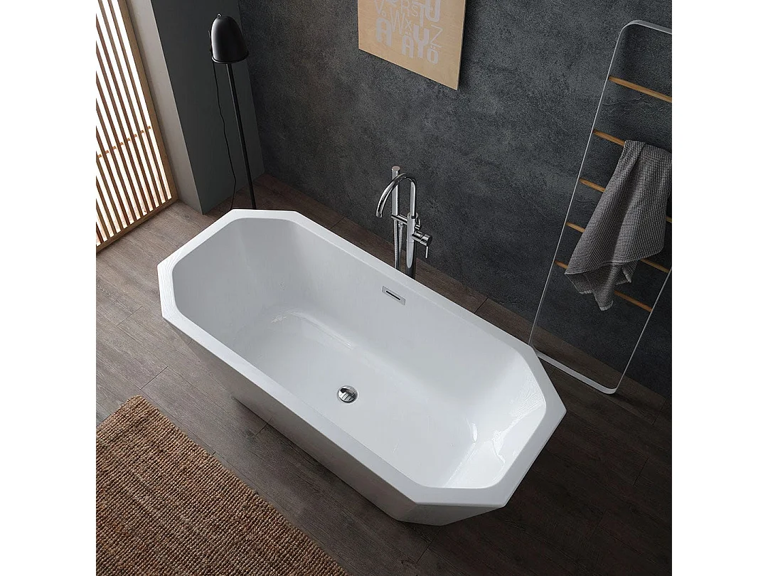 Baignoire Autoportante Octogonale En Acrylique Blanc  | Betty
