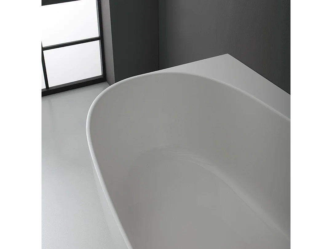 Baignoire Ovale Murale En Résine De Marbre  | Luisa
