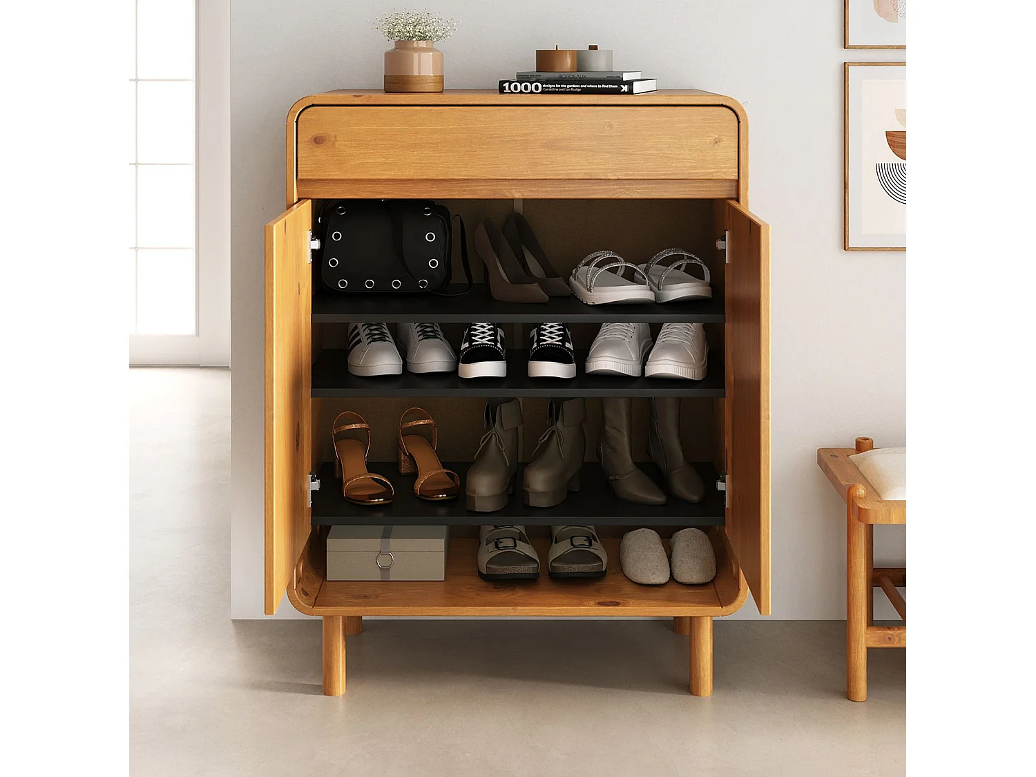 Meuble à Chaussures JUAN, en Bois Massif Coloris Chêne, 2 Portes, 1 Tiroir, Rangement Armoire à Chaussures Design pour Entrée