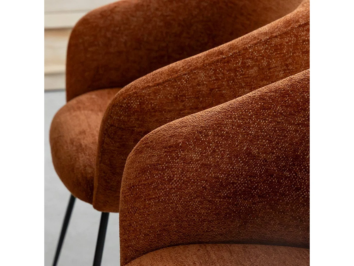 Chaise en tissu terracotta et pieds en métal Sandy