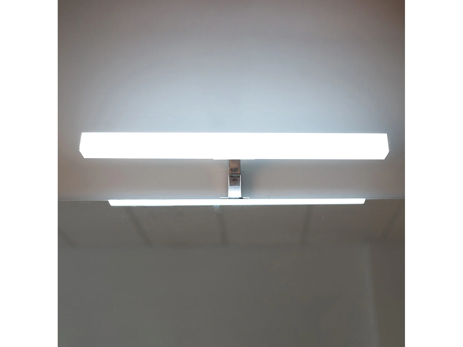 Lampe Avec Led Chromée 40Cm Pour Miroir De Salle De Bain | Giove