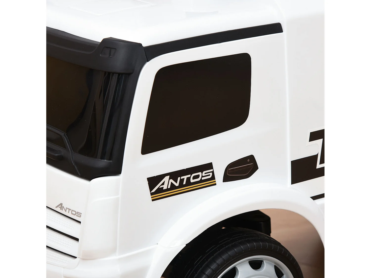 Macchina cavalcabile mercedes bimbi 12-36 mesi con fari e suoni