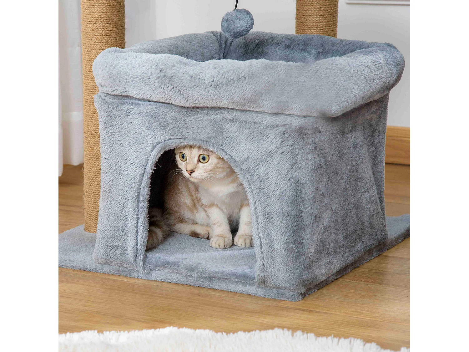 Albero per gatti con tiragraffi in juta casetta cuscino peluche