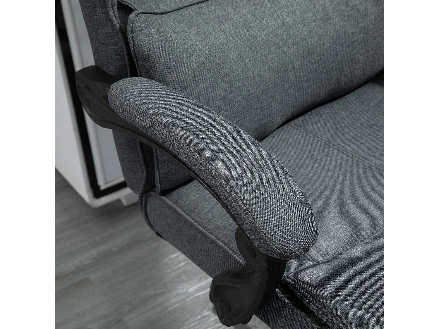 Sedia da ufficio ergonomica e imbottita ad altezza regolabile