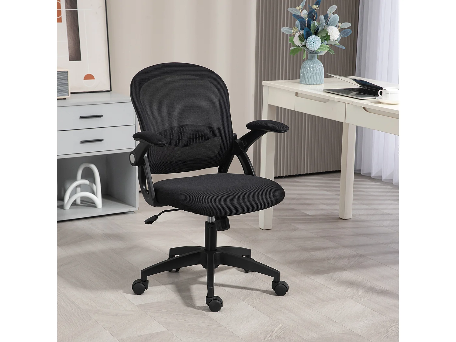 Sedia da ufficio ergonomica con altezza regolabile nero