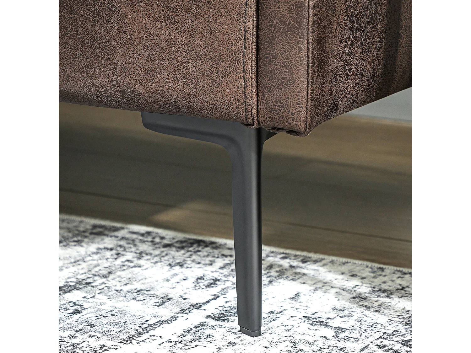 Divano 2 posti imbottito in pelle traspirante e metallo marrone scuro