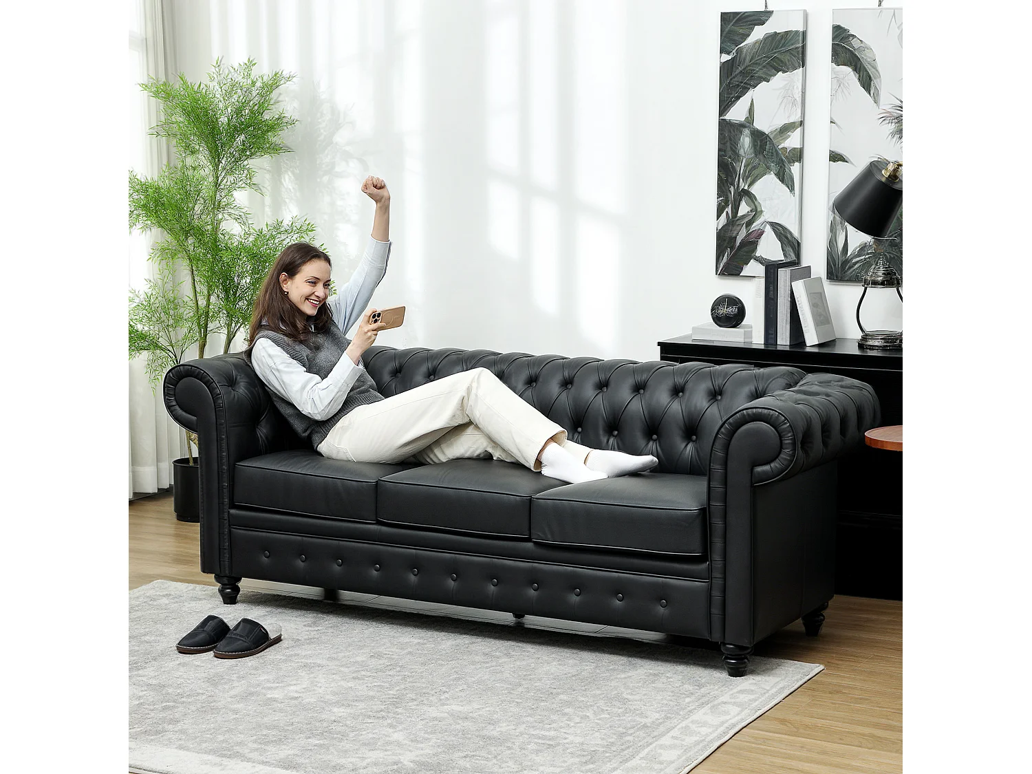 Divano 3 posti stile chesterfield trapuntato in finta pelle nero