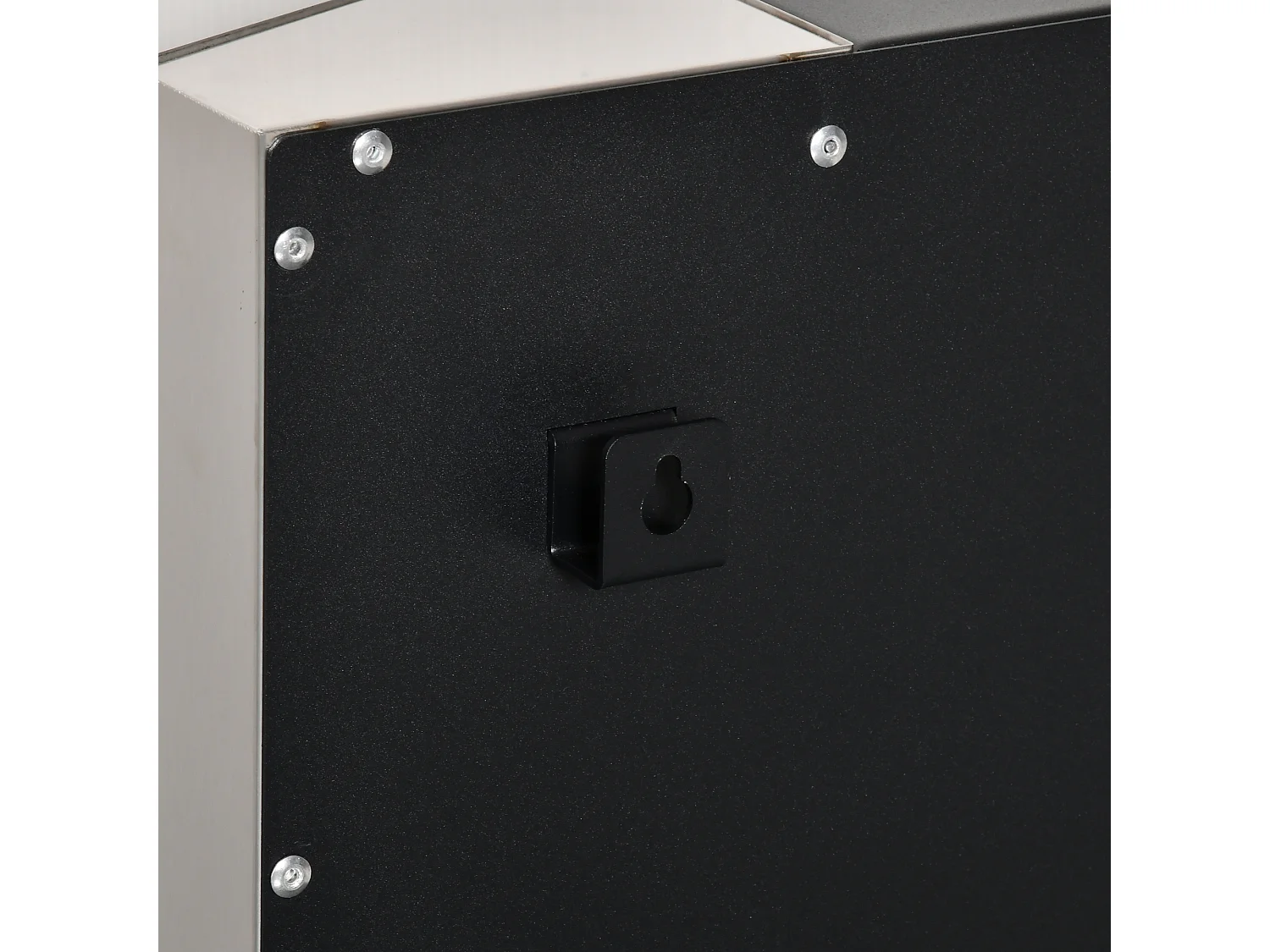 Biocamino da parete con serbatoio da 0.7l area riscaldata 20m²