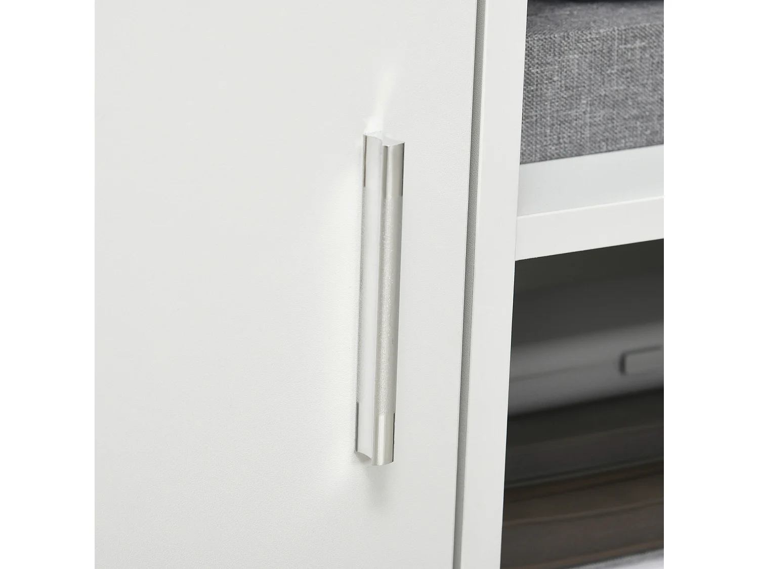 Mobile porta stampante con armadietto e ripiani in legno bianco