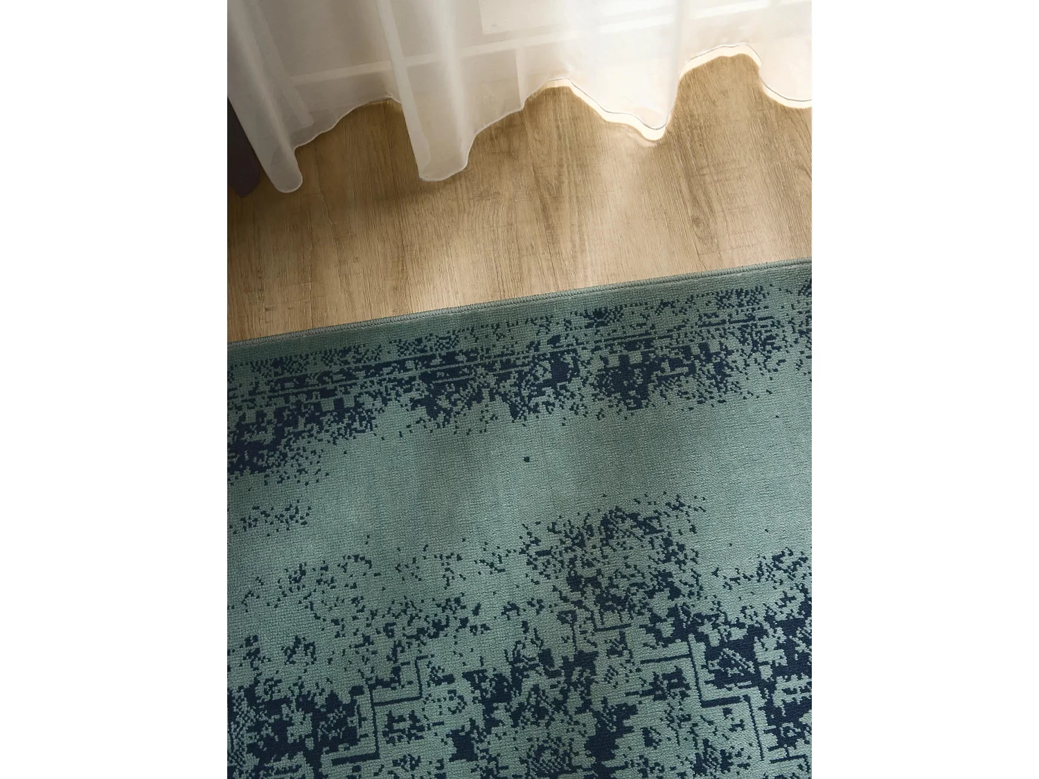 Tapis Suki Turquoise 240x340 cm