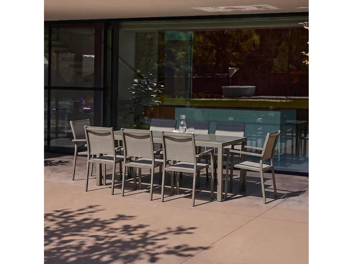 Table de jardin aluminium + 8 assises - Capua 180cm - kaki - 8 places - 1 grande table rectangulaire. 8 fauteuils empilables