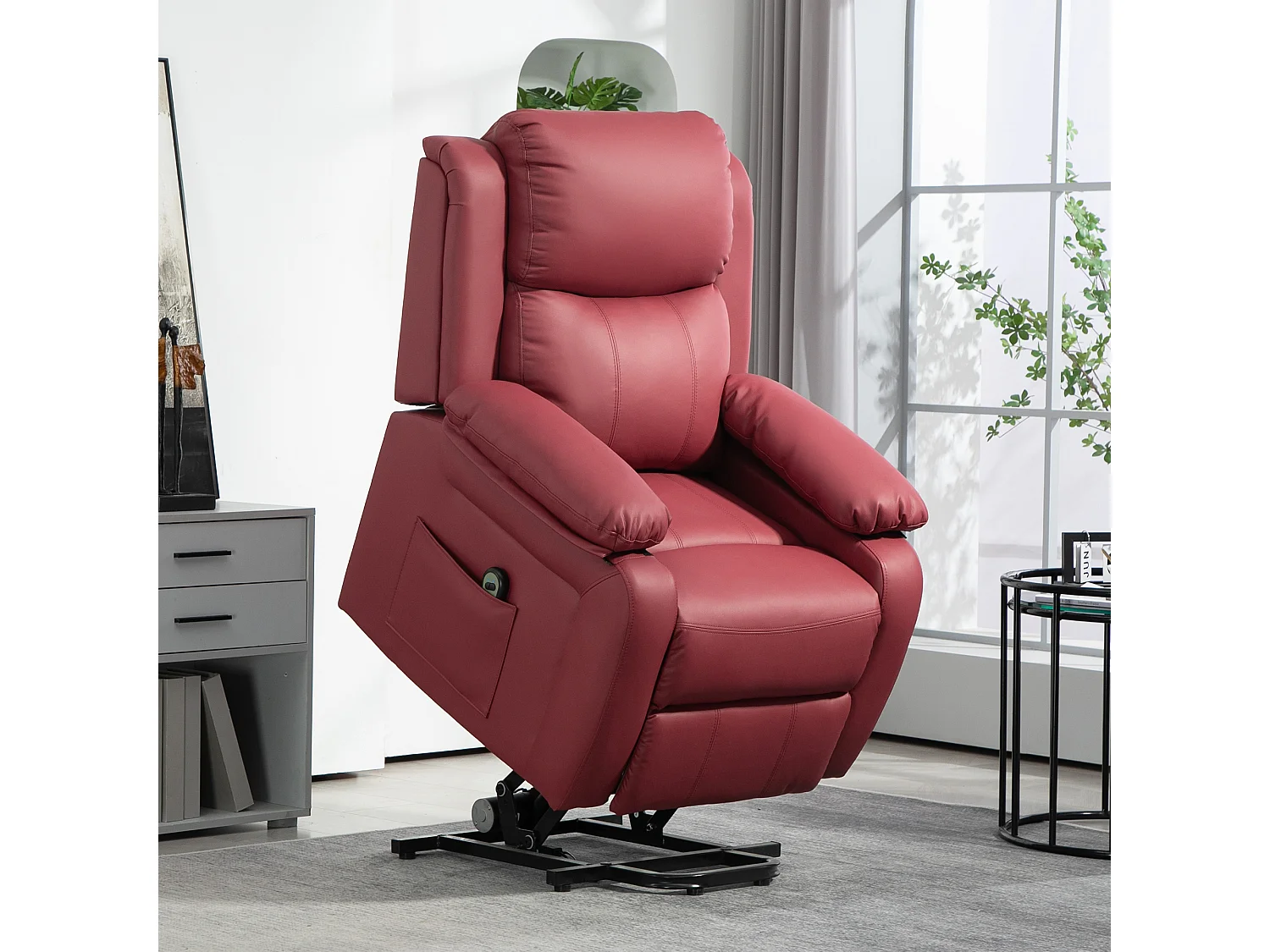 Poltrona alzapersona con poggiapiedi e telecomando rosso